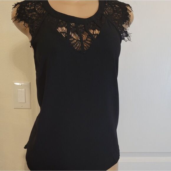 BRIXON IVY BLACK SHIRT WITH LACE DESIGN IN TOP - Picture 12 of 15